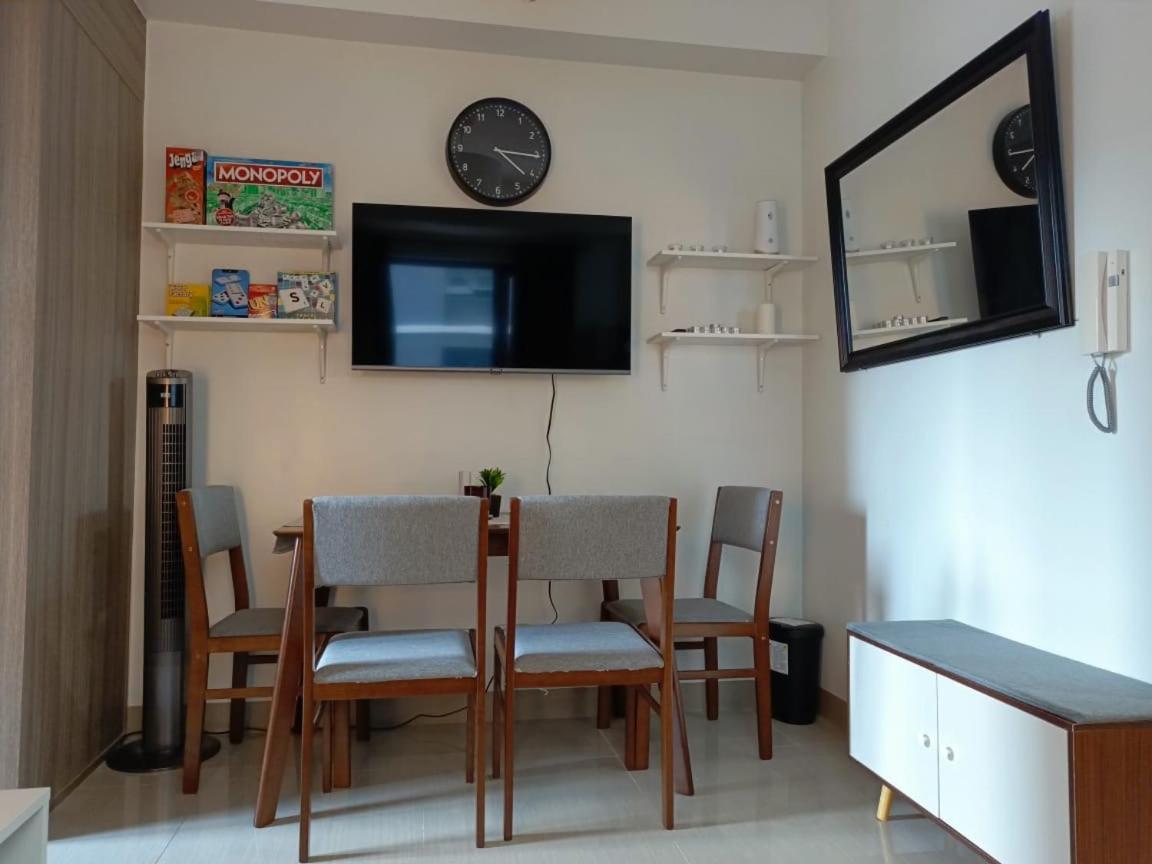 Shore 2 Residences High Speed Internet Walking Distance To Moa And Ikea Manila Exterior foto