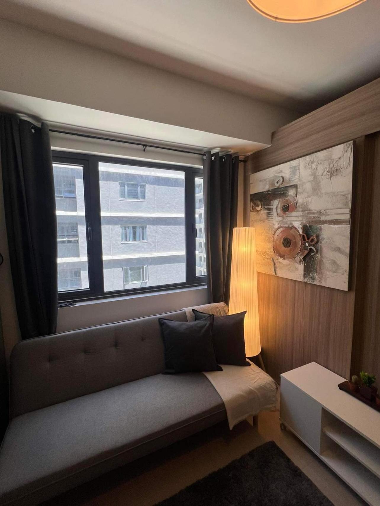 Shore 2 Residences High Speed Internet Walking Distance To Moa And Ikea Manila Exterior foto